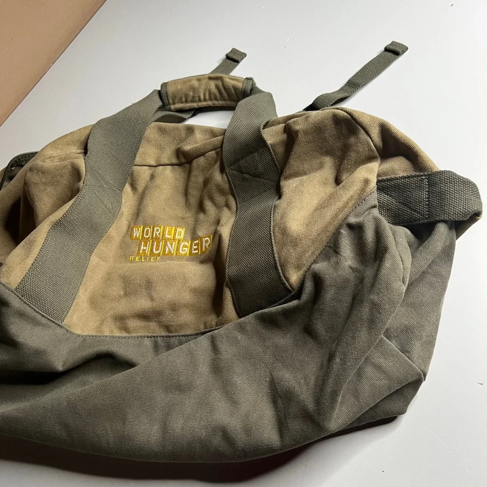 LL Bean Canvas Duffle Bag Khaki Olive Green World Hunger Relief Yum Logo Travel